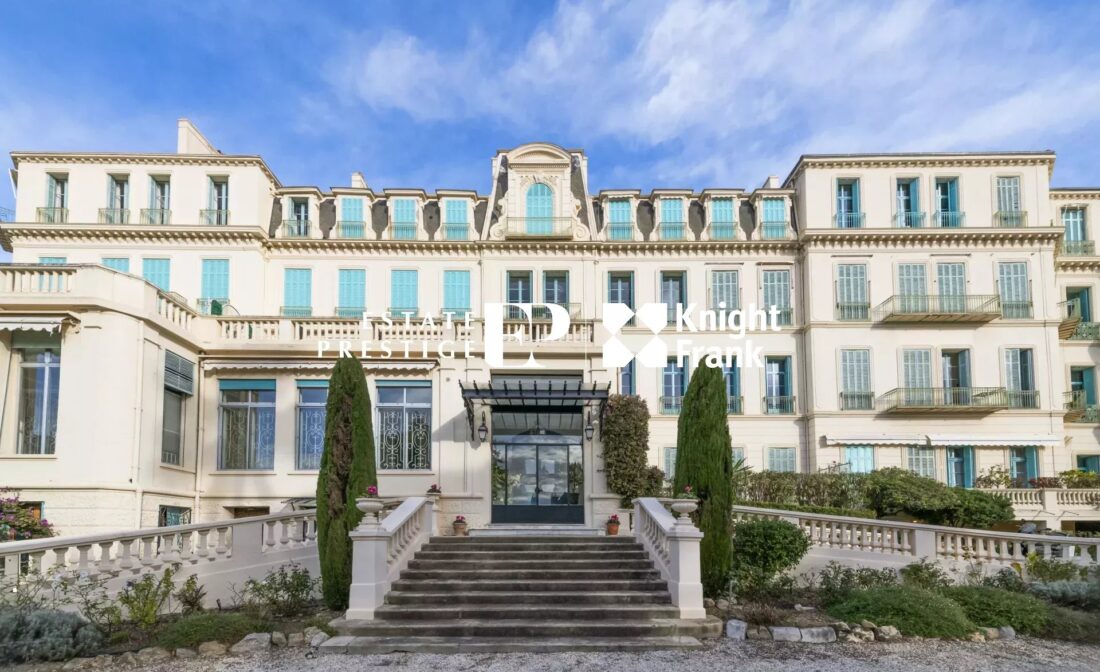 CANNES MONTFLEURY – Grand appartement Bourgeois