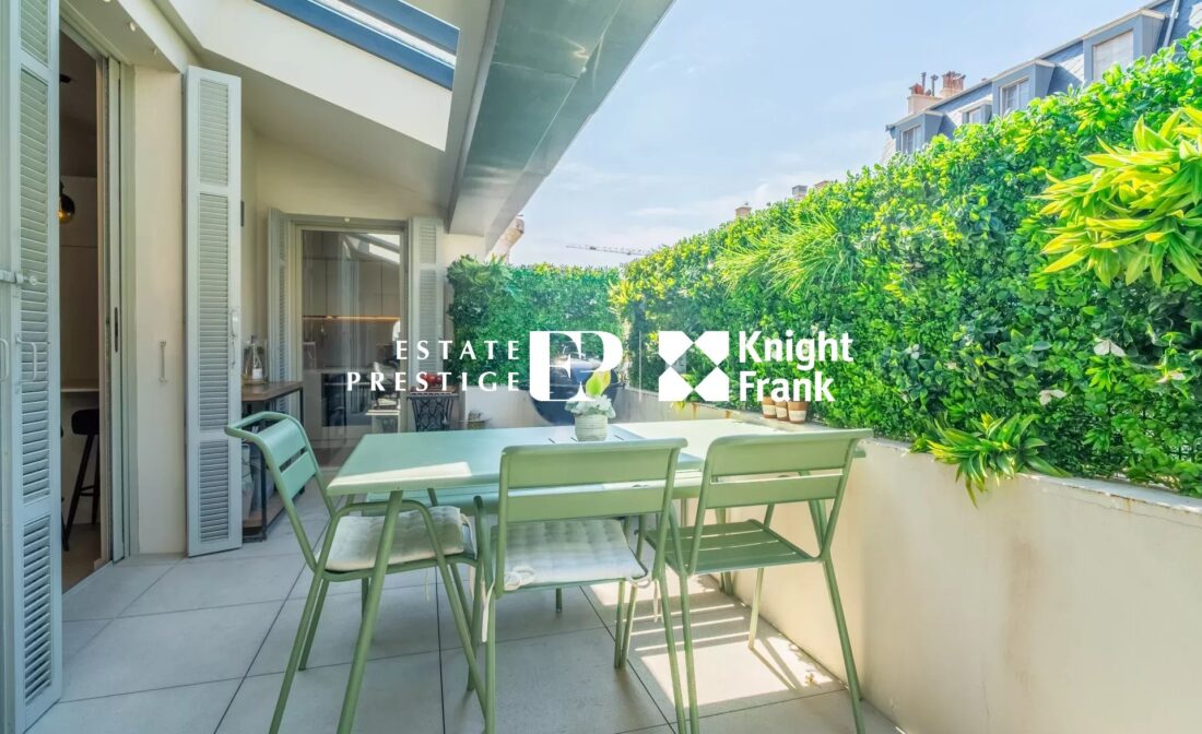 NICE – Villa-appartement d’exception avec terrasse et parking